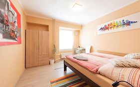 Cozy Room At Metro Station, Private Bathroom, 9Minutes Oldtown, 15Minutes Airport, Wifi